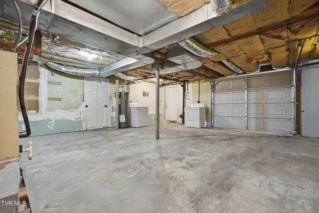 404 Merriewood Drive, Bristol, TN 37620