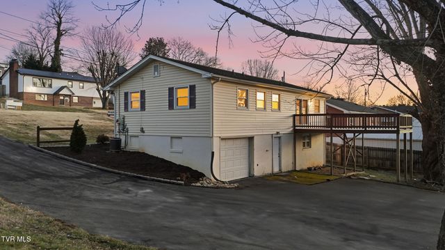 404 Merriewood Drive, Bristol, TN 37620