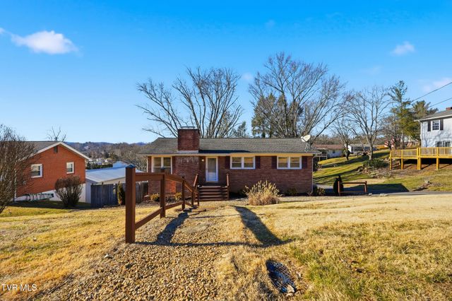 404 Merriewood Drive, Bristol, TN 37620