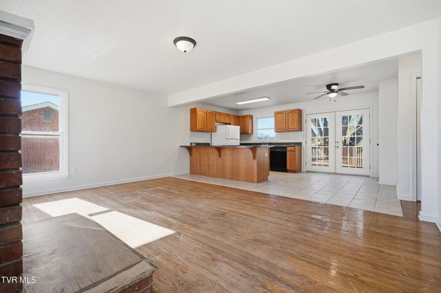 404 Merriewood Drive, Bristol, TN 37620