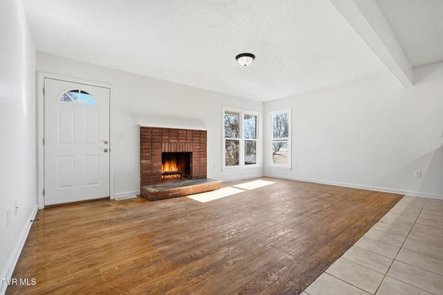 404 Merriewood Drive, Bristol, TN 37620