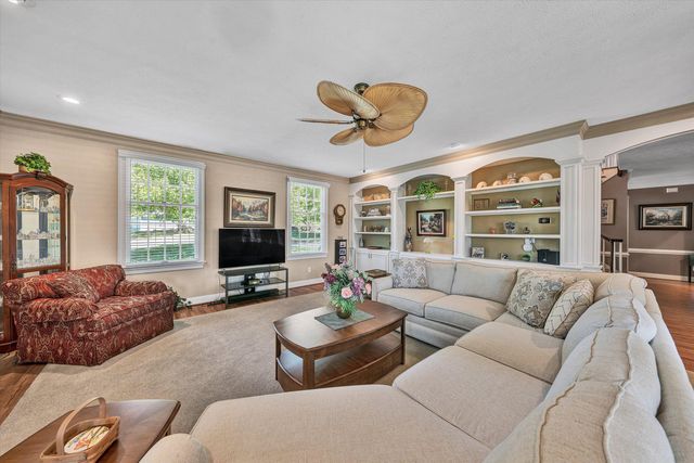 145 Bridleridge RD, Penhook, VA 24137