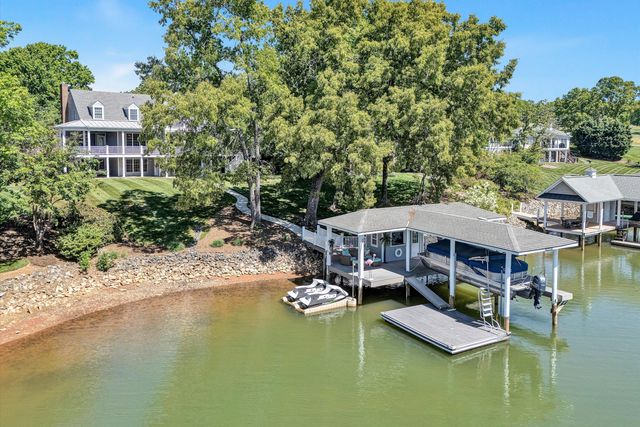 145 Bridleridge RD, Penhook, VA 24137