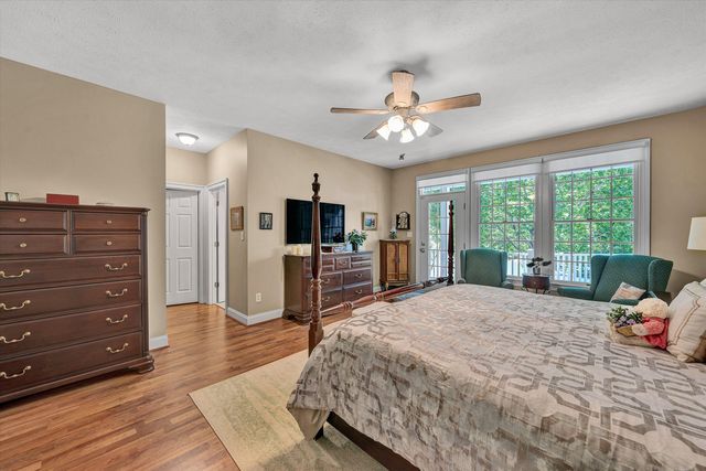 145 Bridleridge RD, Penhook, VA 24137