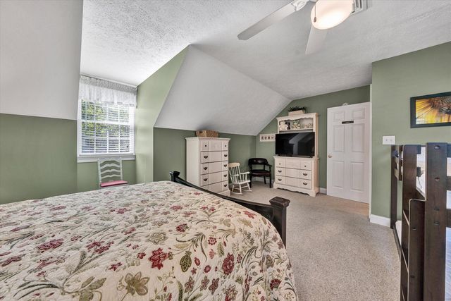 145 Bridleridge RD, Penhook, VA 24137