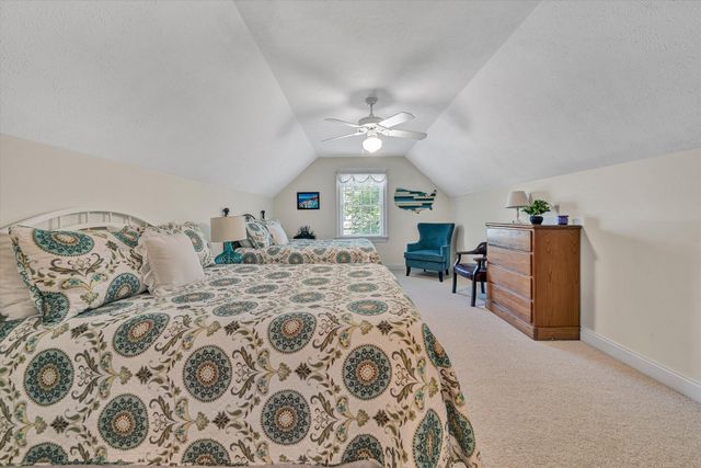 145 Bridleridge RD, Penhook, VA 24137