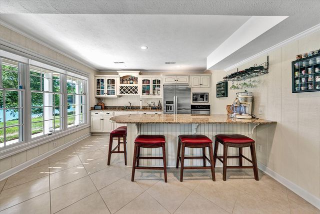 145 Bridleridge RD, Penhook, VA 24137