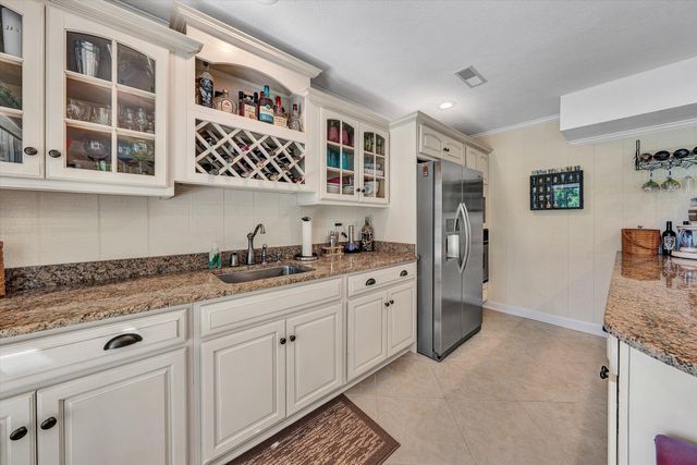 145 Bridleridge RD, Penhook, VA 24137