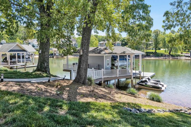 145 Bridleridge RD, Penhook, VA 24137