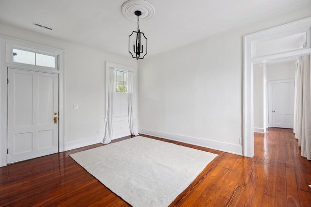 143 Broad Street, Charleston, SC 29401