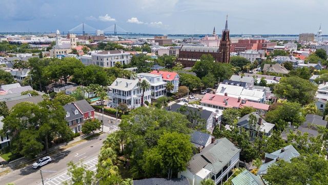 143 Broad Street, Charleston, SC 29401