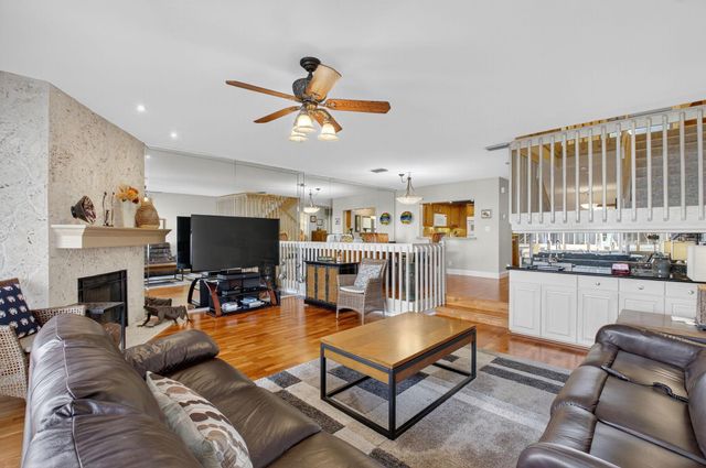 1029 Boca Cove Lane, Highland Beach, FL 33487