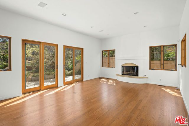 16820 W SUNSET, Pacific Palisades (los Angeles), CA 90272
