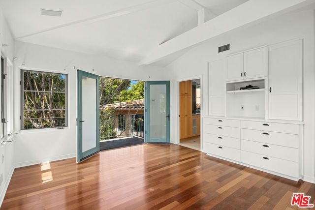 16820 W SUNSET, Pacific Palisades (los Angeles), CA 90272