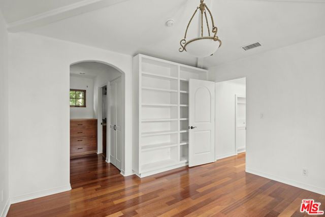 16820 W SUNSET, Pacific Palisades (los Angeles), CA 90272