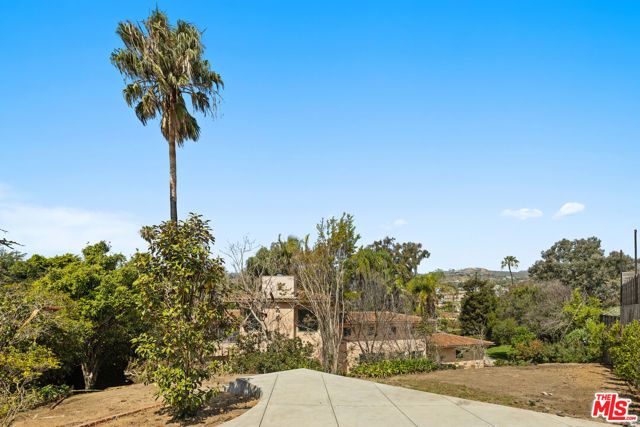16820 W SUNSET, Pacific Palisades (los Angeles), CA 90272