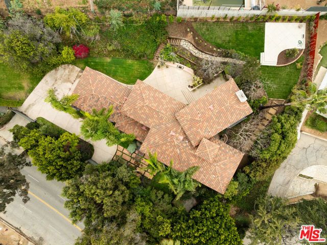 16820 W SUNSET, Pacific Palisades (los Angeles), CA 90272