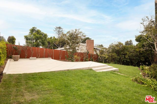 16820 W SUNSET, Pacific Palisades (los Angeles), CA 90272