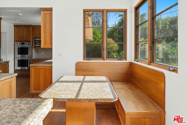 16820 W SUNSET, Pacific Palisades (los Angeles), CA 90272