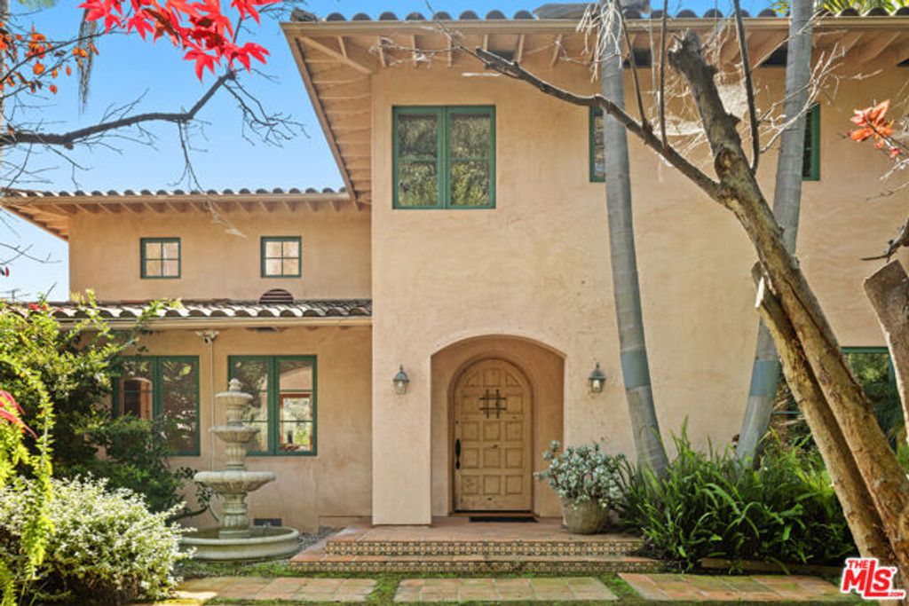 16820 W SUNSET, Pacific Palisades (los Angeles), CA 90272