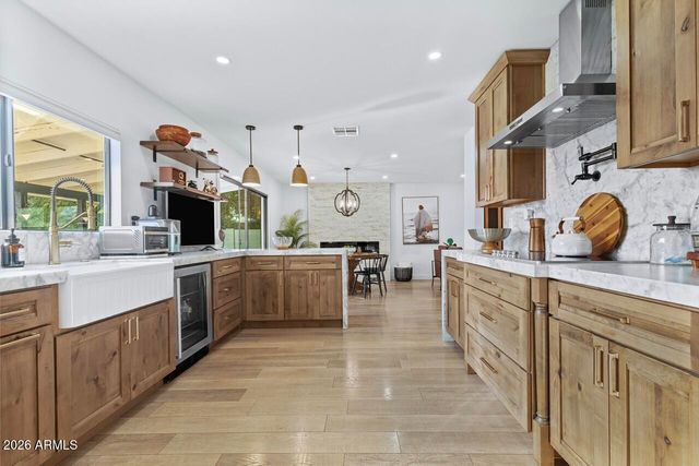 9001 W TAYLOR Street, Tolleson, AZ 85353