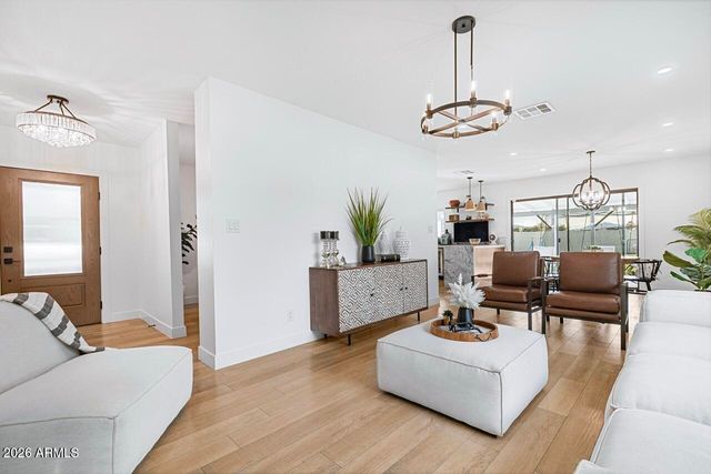 9001 W TAYLOR Street, Tolleson, AZ 85353