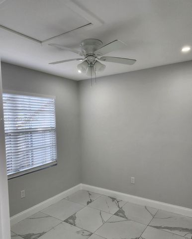 1023 SW 12th Ct B, Miami, FL 33135