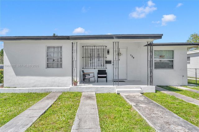 250 NW 34th Ave, Miami, FL 33125