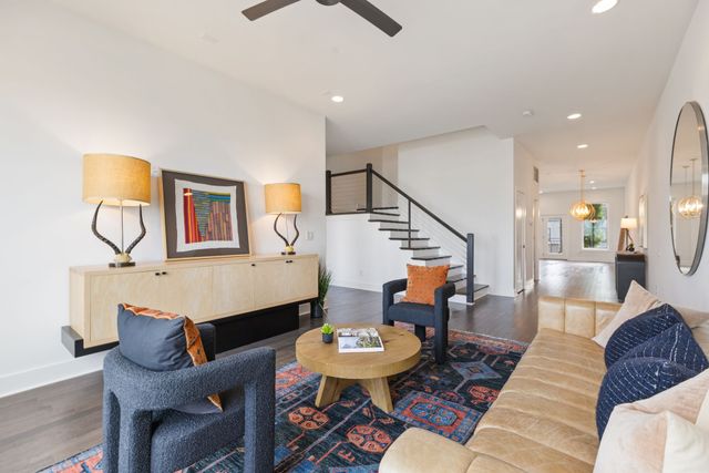 418D 37th Ave, N, Nashville, TN 37209