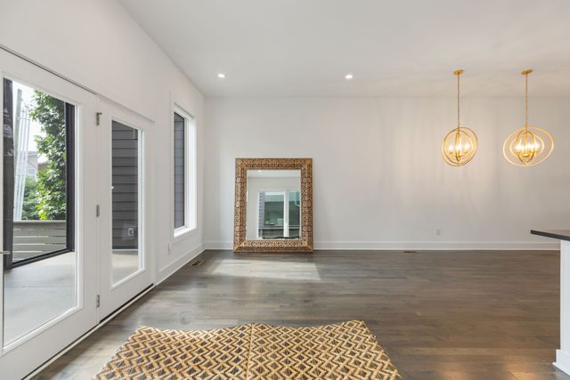 418D 37th Ave, N, Nashville, TN 37209