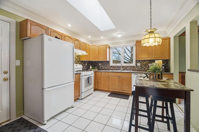 N3536 MAPLE HILL ROAD, Marion, WI 54950