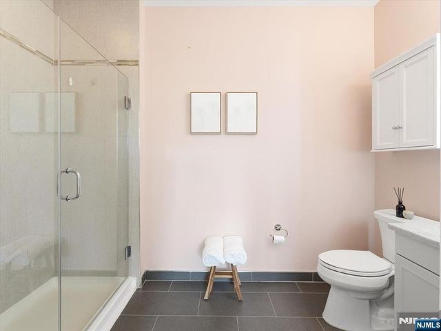 302 Palisade Avenue 404, Jersey City, NJ 07307