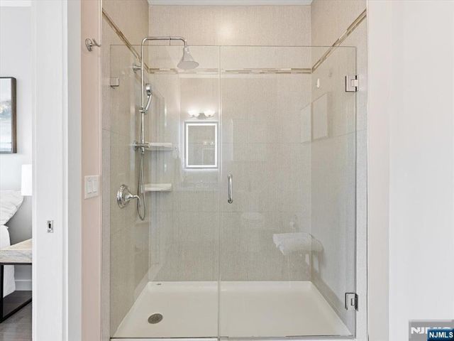 302 Palisade Avenue 404, Jersey City, NJ 07307