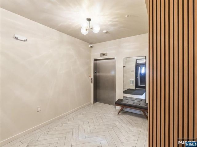 302 Palisade Avenue 404, Jersey City, NJ 07307