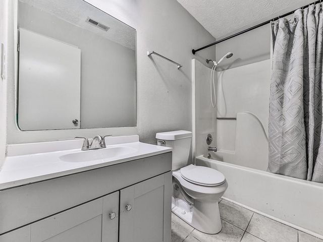 1918 Cornell Way, Morrow, GA 30260
