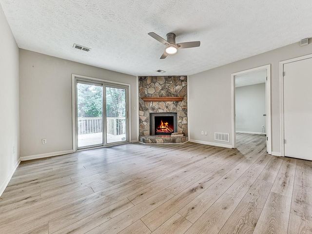1918 Cornell Way, Morrow, GA 30260