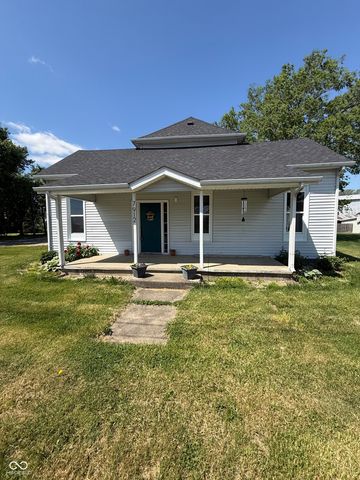 7912 N Depot Street, Clifford, IN 47226