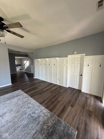 7912 N Depot Street, Clifford, IN 47226