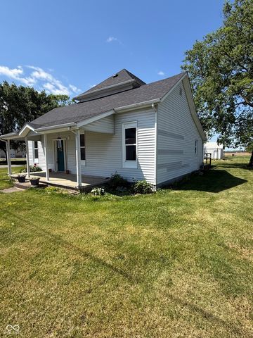 7912 N Depot Street, Clifford, IN 47226