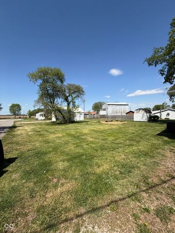 7912 N Depot Street, Clifford, IN 47226