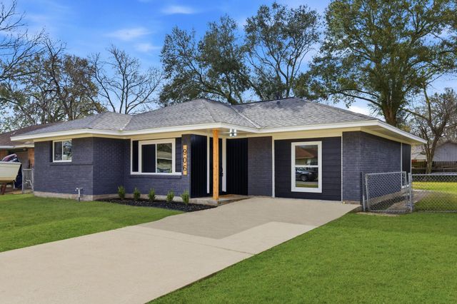 906 Creager Street, Houston, TX 77034