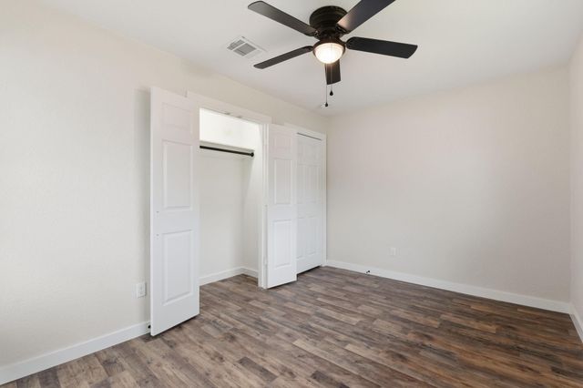 906 Creager Street, Houston, TX 77034