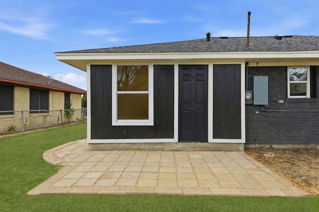 906 Creager Street, Houston, TX 77034