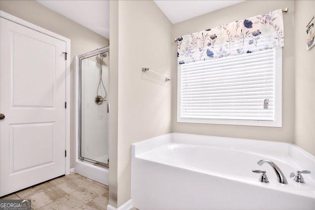 207 Golden Rod Trail, Perry, GA 31069