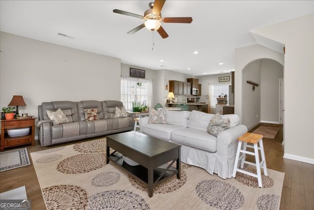 207 Golden Rod Trail, Perry, GA 31069