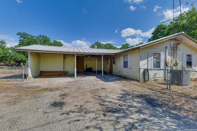 751 SCENIC TERRACE DR, Canyon Lake, TX 78133