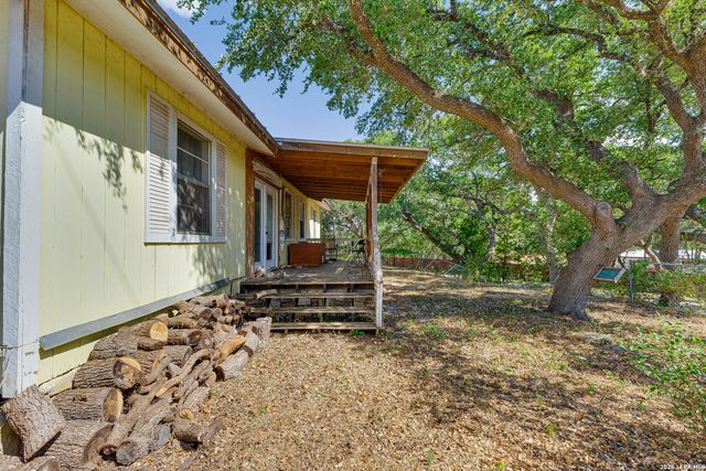 751 SCENIC TERRACE DR, Canyon Lake, TX 78133