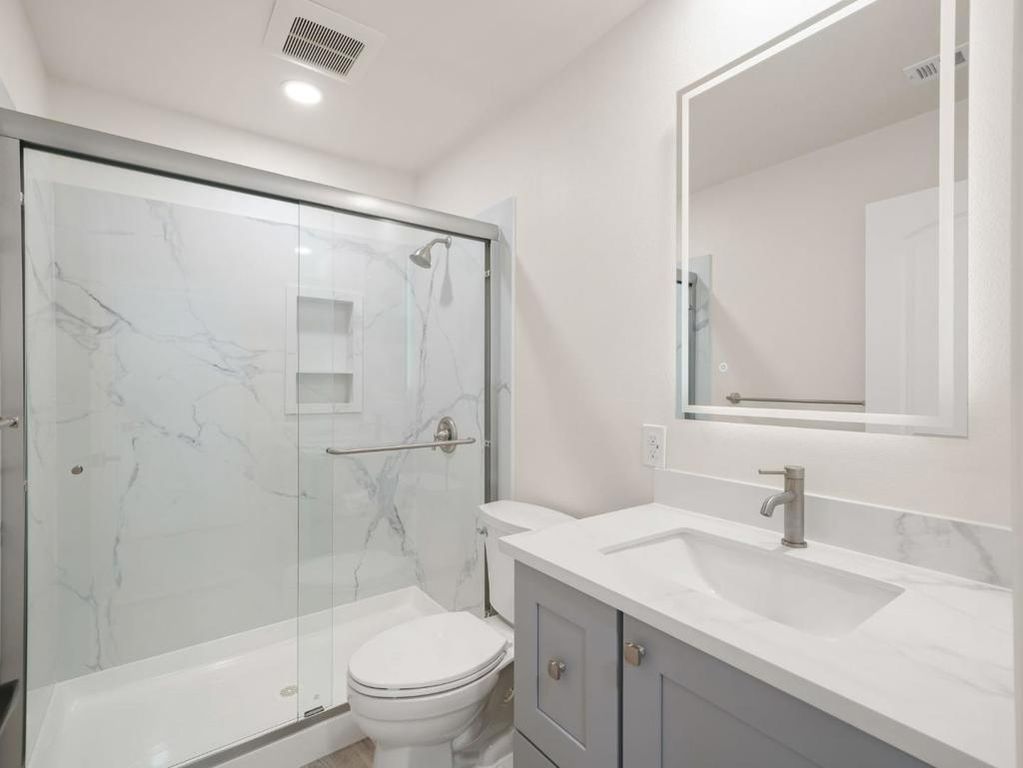 Image 16 of property listing at 14 Via Campina, San Jose, CA 95139