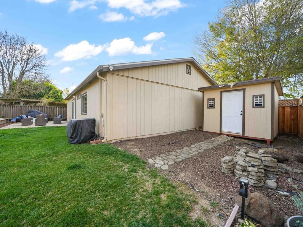 Image 28 of property listing at 14 Via Campina, San Jose, CA 95139