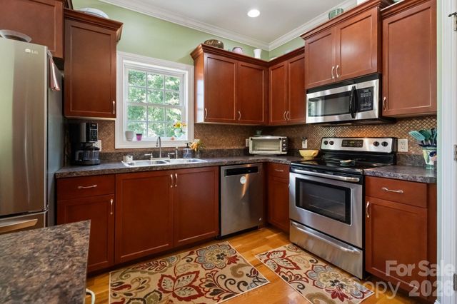 1621 Herbie Circle, Newton, NC 28658